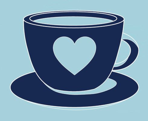 A blue coffee cup with the outline of a heart on it